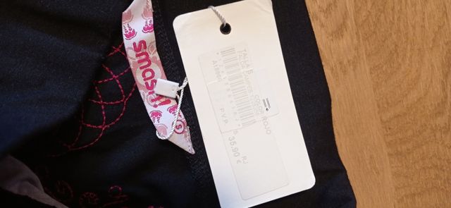 Falda estampada Smash. Talla S.