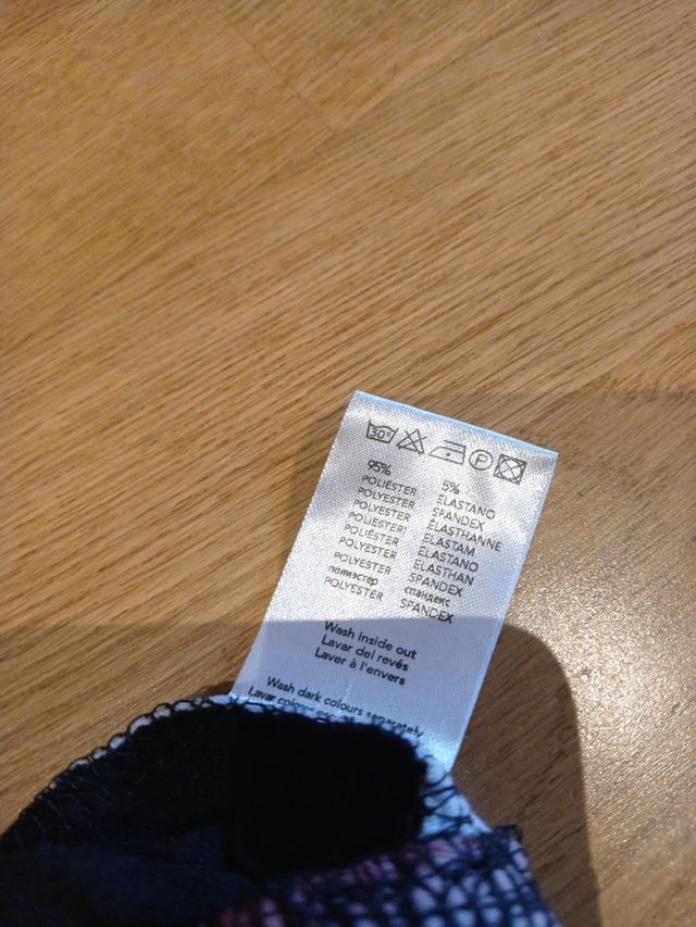 Falda estampada Smash. Talla S.