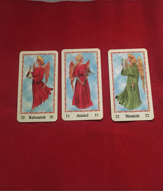 CARTAS DEL TAROT DE ÁNGELES INCOMPLETA 