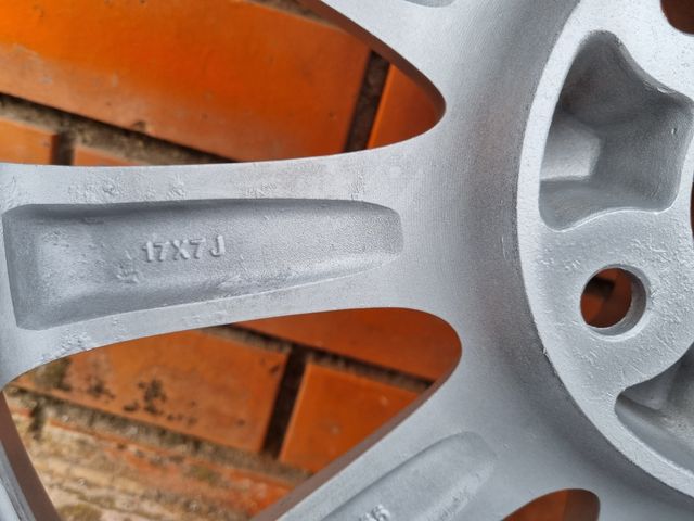 Llanta 17 Mazda 5x114.3