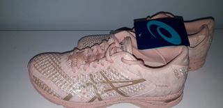 Deportivas color rosa 