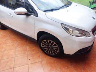 Peugeot 2008 2015