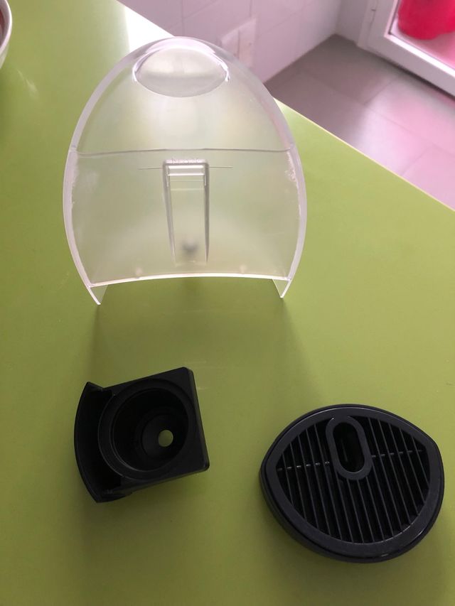 Ricambi per caffettiera Dolce Gusto Krups di seconda mano per 8 EUR su