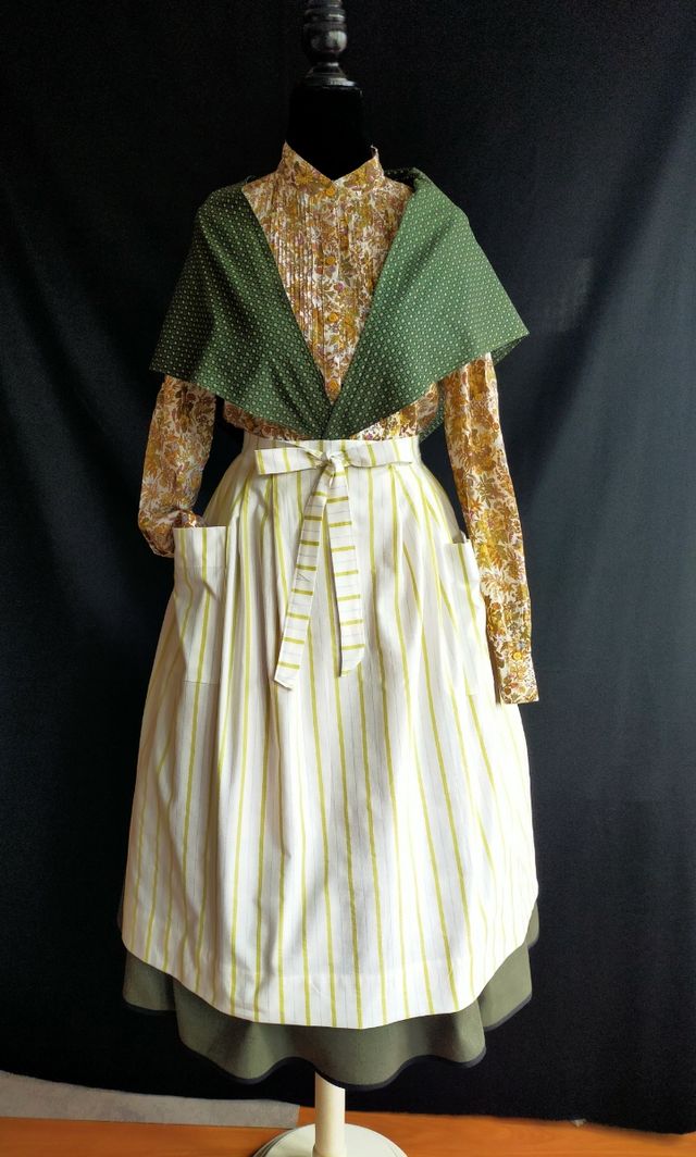 falda y delantal de baserritarra. 14