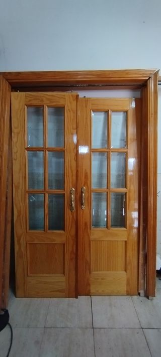 puerta doble corredera con marco
