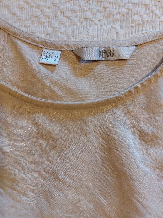 Top beige tirantes finos MANGO (Talla L)