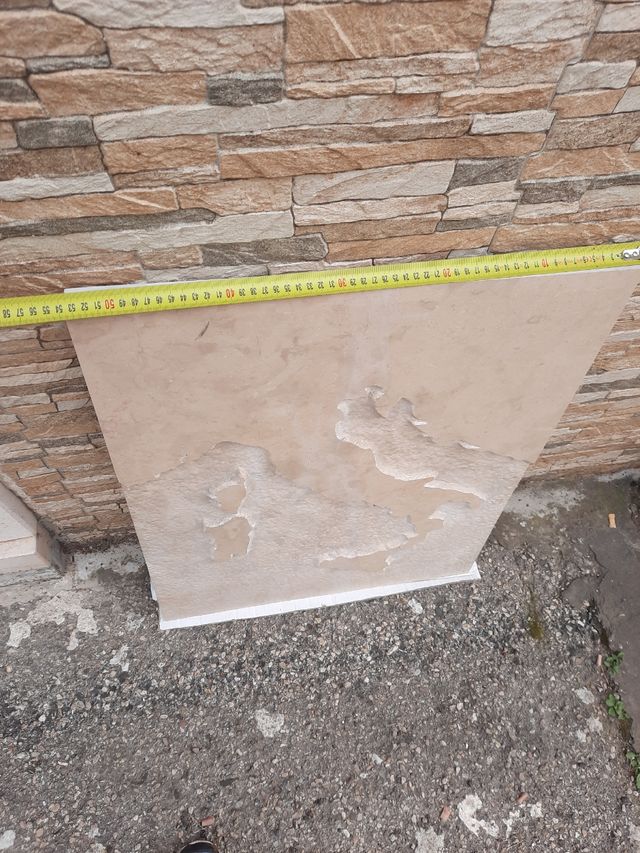 Cartina D'italia in pietra