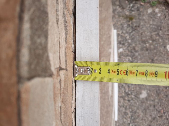 Cartina D'italia in pietra