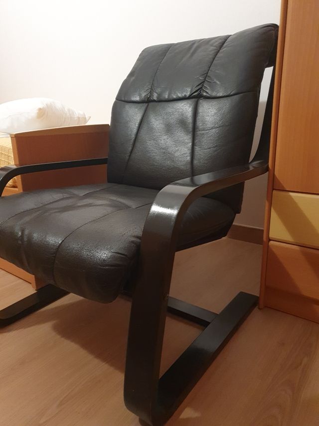 sillón  piel negro.