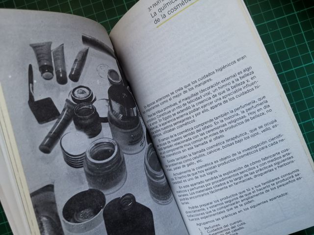 Libro bolsillo "¿Eso es Química?" BREDA entorno