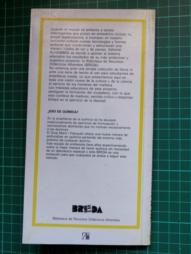 Libro bolsillo "¿Eso es Química?" BREDA entorno