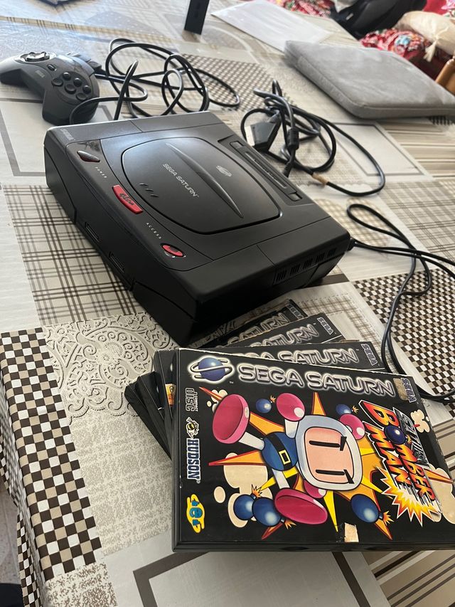Se venden 4 juegos Sega Saturn