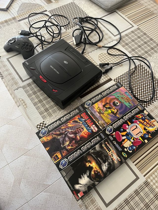 Se venden 4 juegos Sega Saturn