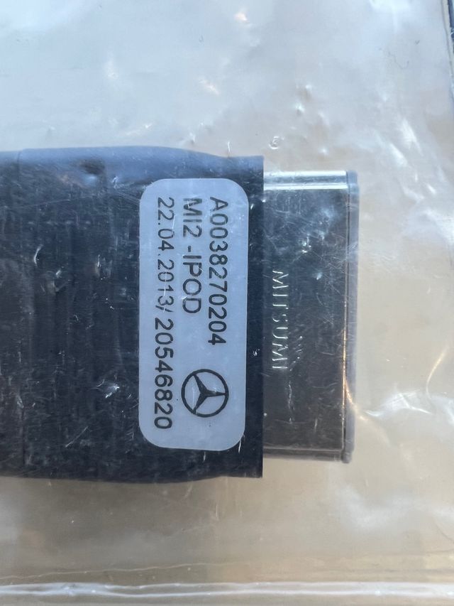 Mercedes cableado iPod