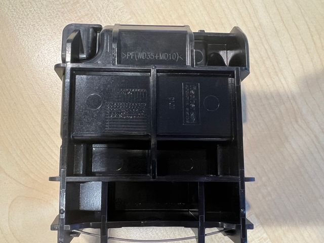 Mercedes clase c modelo 205 cenicero