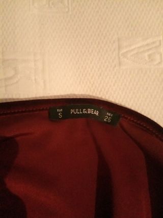 PULL&BEAR:Vestido rojo burdeos,terciopelo