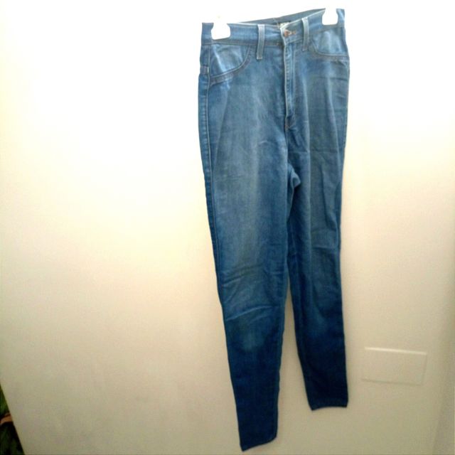 pantaloni in jeans.