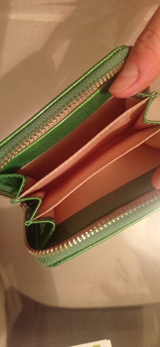 Borsa Tous in pelle verniciata verde