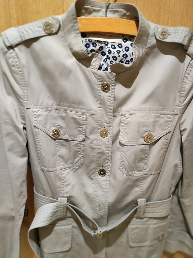 CAZADORA PURIFICACIÓN GARCIA .