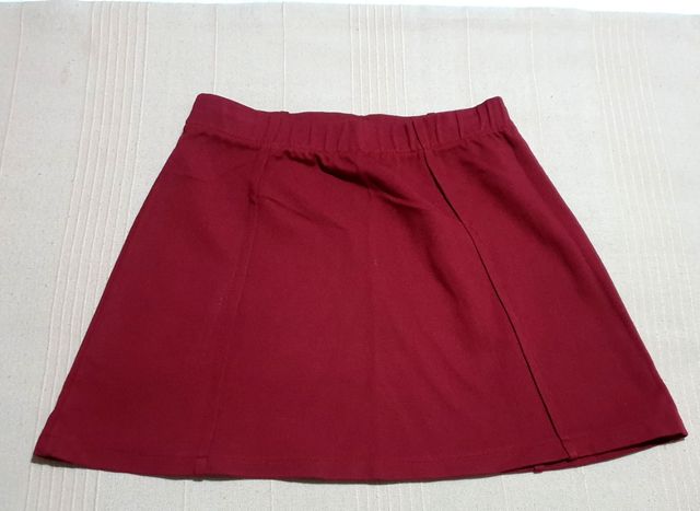 falda burdeos talla S
