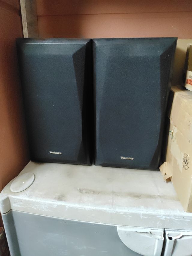 altavoces technics