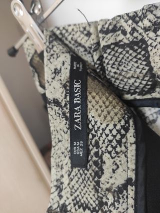 falda zara plisada 