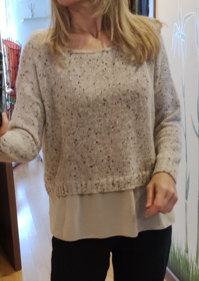 maglione in lana beige e panna