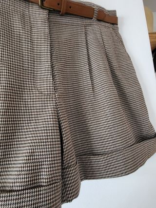 pantalón corto de vestir            Pimkie 