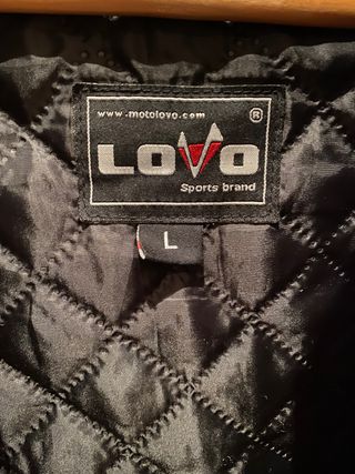 Chaqueta moto
largo 73cm, ancho 59cm