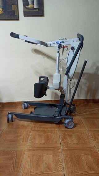Se vende lote de aparatos geriátricos.