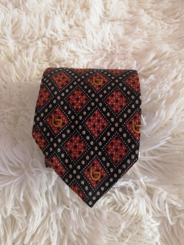 Cravatta con motivi geometrici firmata "Byblos"