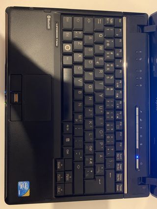 Fujitsu Lifebook P770 - Intel Core i7 4GB RAM