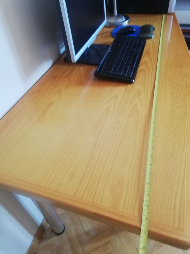 Mesa estudio pino y patas metálicas