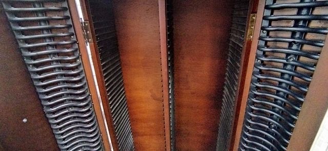 PORTA CDS Y DVDS  MUEBLE- ARMARIO