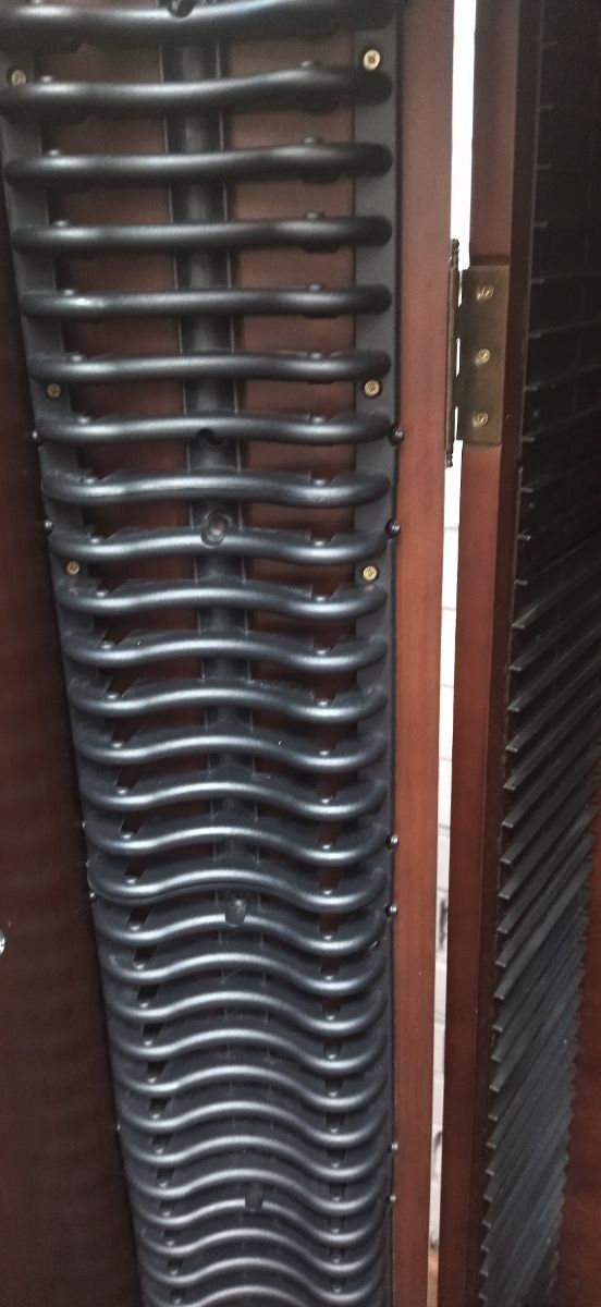 PORTA CDS Y DVDS  MUEBLE- ARMARIO