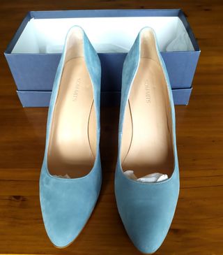 Zapatos de tacón azul