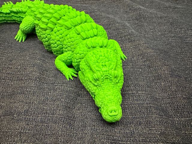 Cocodrilo articulado 3D de segunda mano por 16 EUR en Yurre/Ihurre en