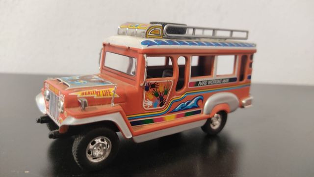 Die cast 1/43 Modellino Auto Taxi Jeepney Manila 1