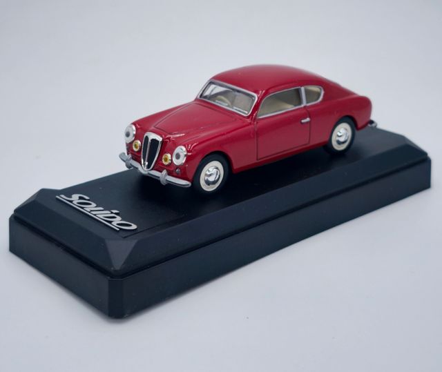 LANCIA AURÉLIA AÑO 1951 1/43 SOLIDO 4563