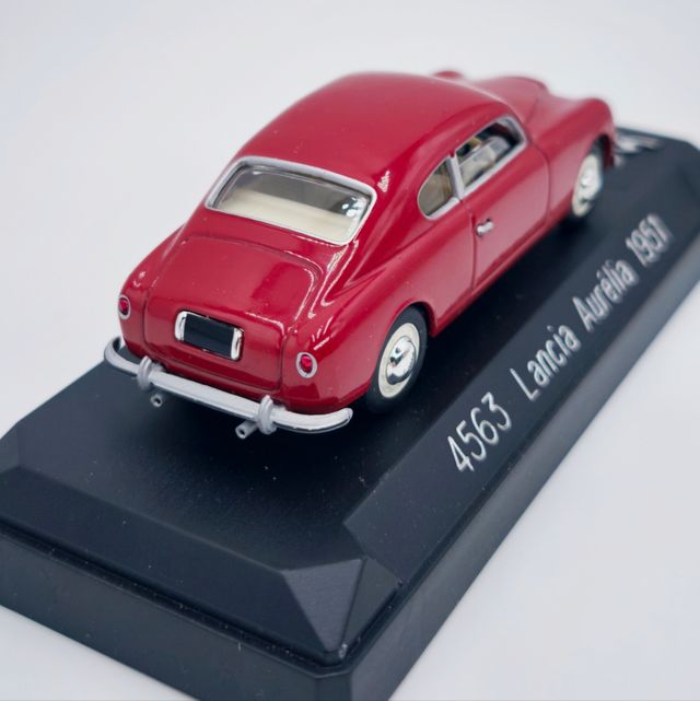 LANCIA AURÉLIA AÑO 1951 1/43 SOLIDO 4563