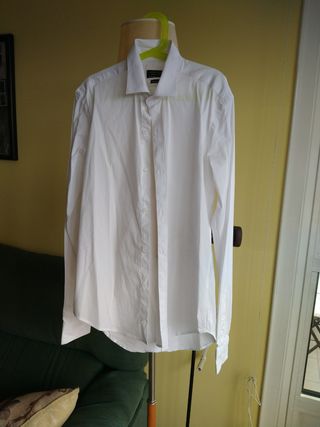 Camisa blanca m/l talla Superslim fit.
