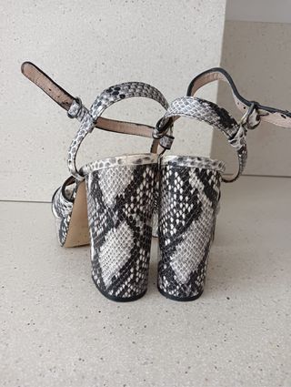 Sandalias MANGO 
