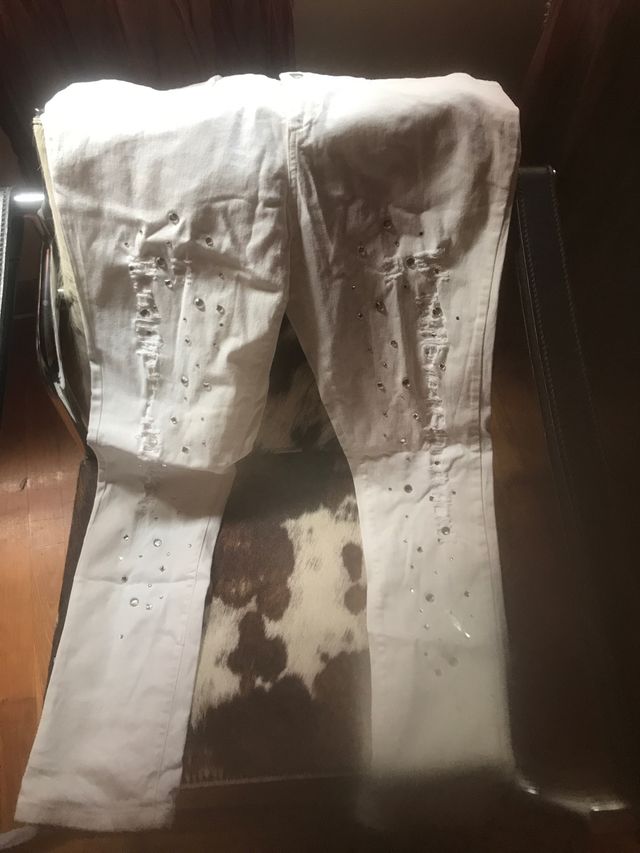 Tejanos color blanco sucio