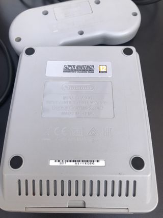 Super Nintendo Classic Mini SNES