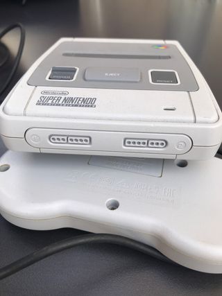 Super Nintendo Classic Mini SNES