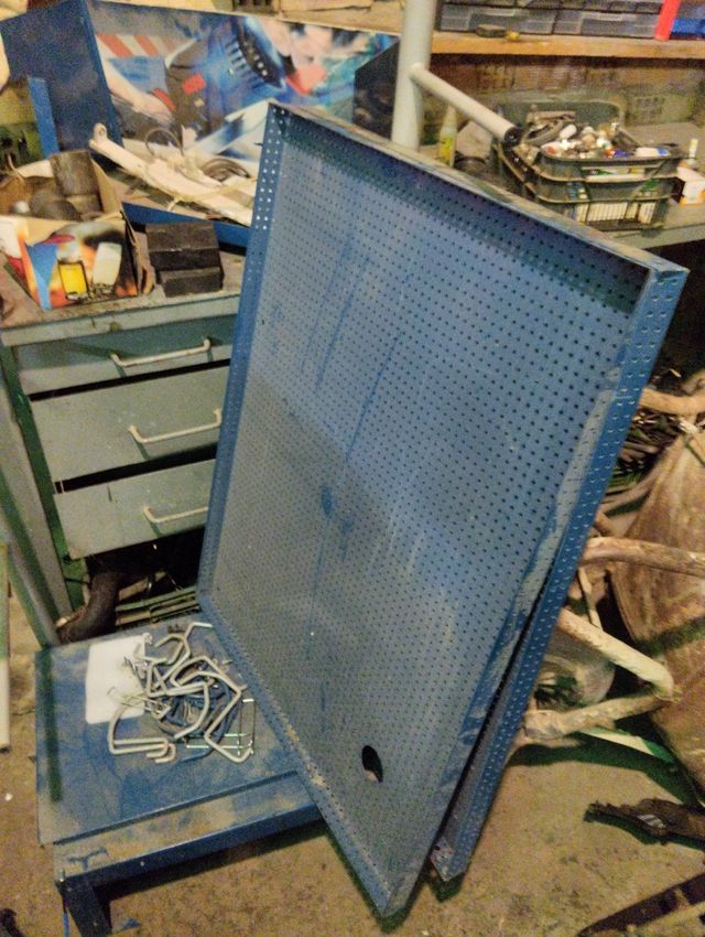 Estantería completa con luz