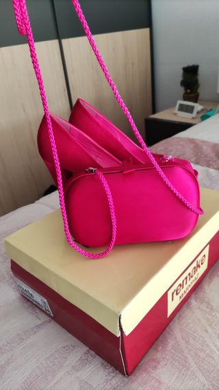 Peeptoes fucsia talla 36. Regalo bolso a juego