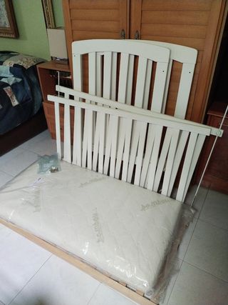 Cuna de madera