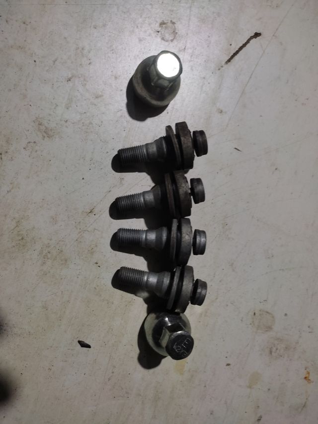 Tornillos antirrobo psa