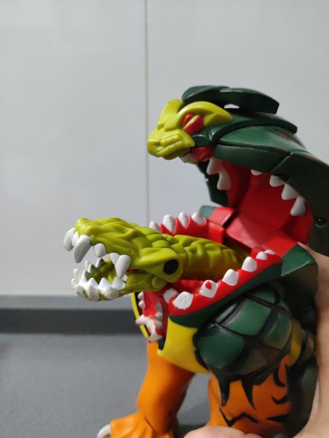 FIGURA "ACTION MAN" TIGRE+COBRA+TIBURÓN+RINOCERONT
